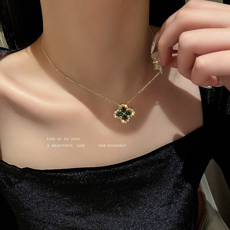 Luxury Crystal Green Clover Necklace