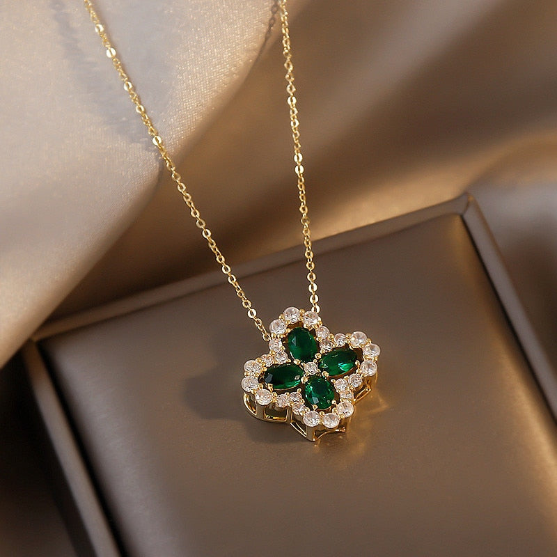 Luxury Crystal Green Clover Necklace